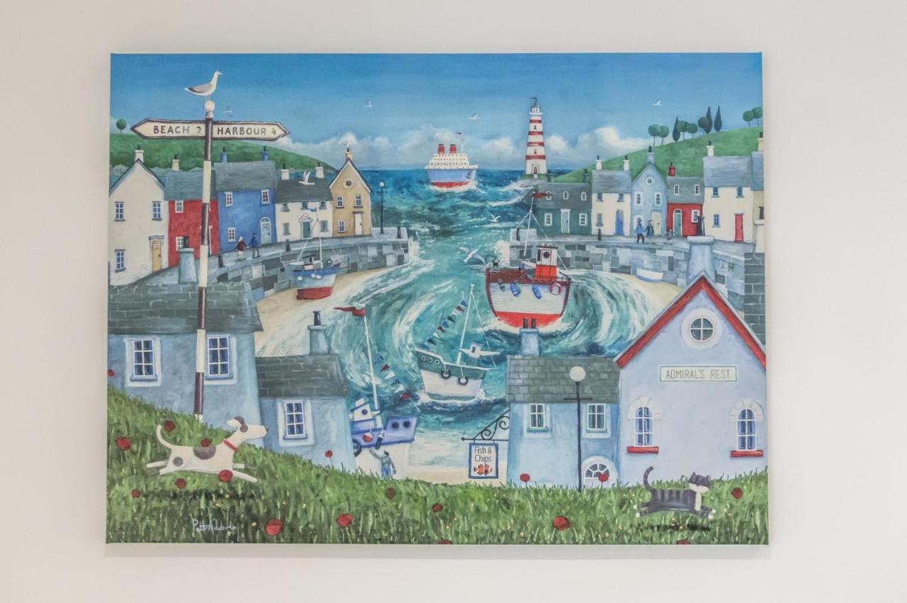 Sea Legs - 2 Bedroom Apartment - Tenby Exterior foto